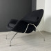 Кресло Womb Chair and Ottoman designed by Eero Saarinen in 1948